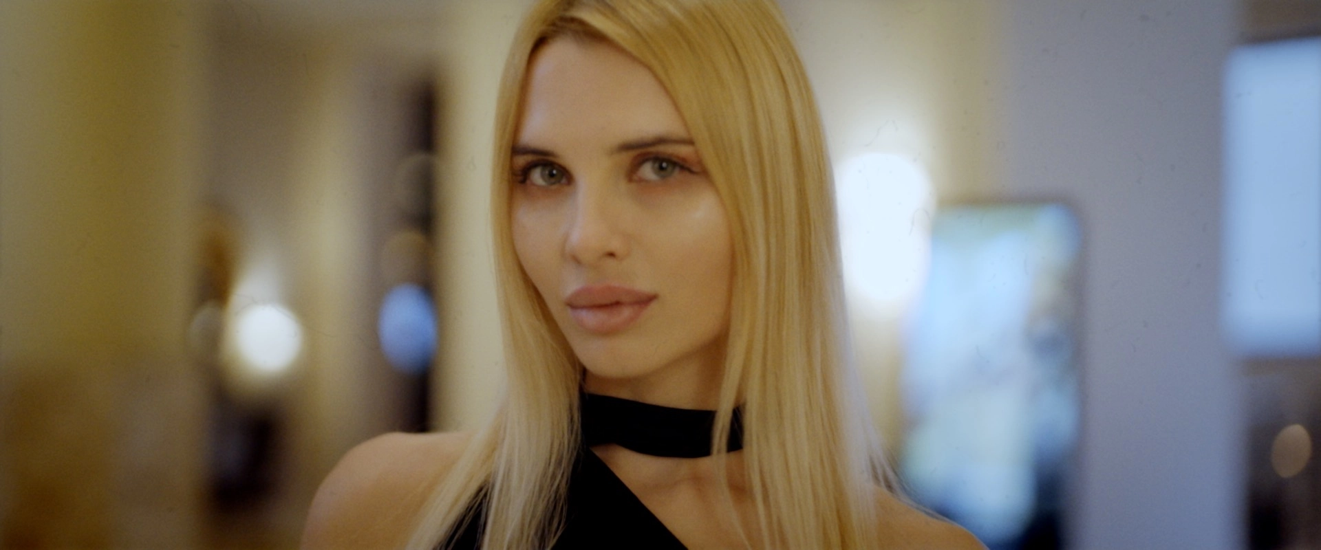 Fotograma de un fashion film de EL CLAROSCURO FILMS